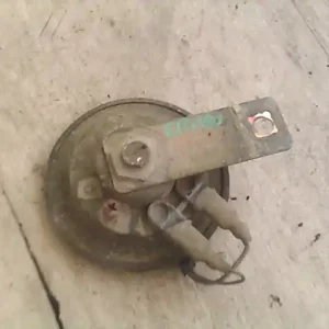 Akciós ár SUZUKI SWIFT 96-05 Kürt duda bontott alkatrész