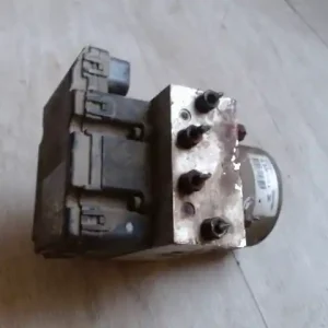 SUZUKI WagonR+ Abs kocka1.3i bontott alkatrész Expressz szállítás