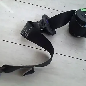 Árengedmény SUZUKI WagonR+ Jobb hátsó biztonsági öv bontott alkatrész