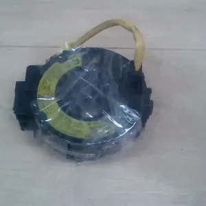 TOYOTA Corolla Verso 02.01.01-04.05.31 Légzsák átvezető szalagkábel bontott alkatrész Népszerű