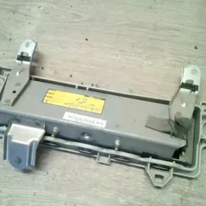 TOYOTA IQ 2009.01.01- Bal térdlégzsák bontott alkatrész Olcsóbb