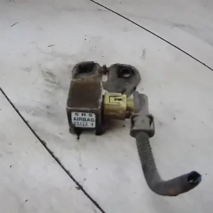 Kiárusítás TOYOTA YARIS Légzsák szenzor bontott alkatrész