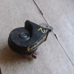 VOLVO S40 2008.01.01-2012.05.30 Kürt duda bontott alkatrész Árcsökkenés