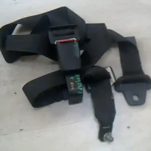 Rendeld meg most VOLVO FLC7,5 Hátsó középső biztonsági öv bontott alkatrész