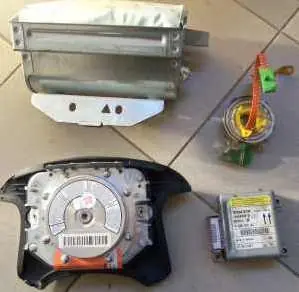 VOLVO V40 Utasoldali műszerfal légzsák bontott alkatrész Olcsó