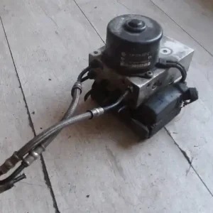 Bestseller VW BORA Abs kocka2.3i bontott alkatrész