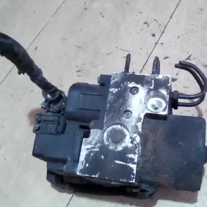 VOLVO V40 Abs kocka1.6i bontott alkatrész Akció