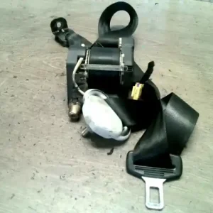 Vásárlói kedvenc VW GOLF IV. Jobb első biztonsági öv övfeszítővel 5 ajtós, ferdehátú bontott alkatrész