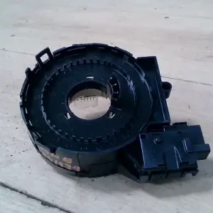 Nézd meg most VW Golf V. 2003.10 - 2008.09 Légzsák átvezető szalagkábel bontott alkatrész