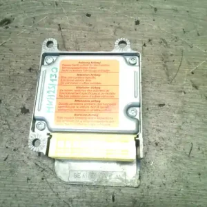 VW GOLF IV. Légzsák indító elektronika 5 ajtós, ferdehátú bontott alkatrész Árengedmény