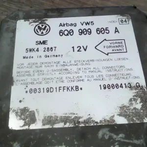 Bestseller VW GOLF IV. Légzsák vezérlőegység bontott alkatrész