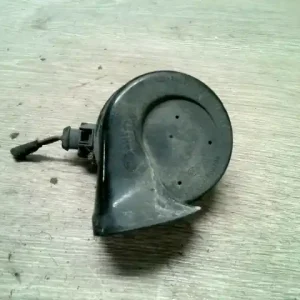 Népszerű VW Passat (B6) 2005.03.01-2010.10.31 Kürt duda bontott alkatrész