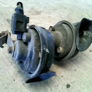 Vedd meg online VW POLO V. 02-05 Kürt duda bontott alkatrész