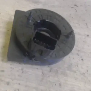 VW Polo IV (9N3) 2005.04.01-2009.05.31 Légzsák átvezető szalagkábel bontott alkatrész Újdonság