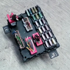 ALFA ROMEO 156 Biztosítéktábla bcm bsi bsm sam gem modul utastér kombi,benzin bontott alkatrész Szuper akció