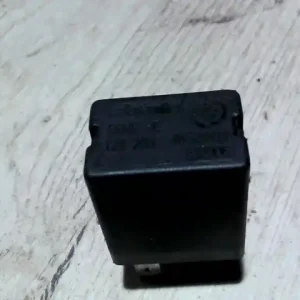 ALFA ROMEO 147 00.10-04.10 Relé 1.6i bontott alkatrész Népszerű