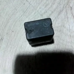 Vedd meg most ALFA ROMEO 147 00.10-04.10 Relé 1.6i bontott alkatrész