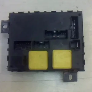 ALFA ROMEO 156 97-03 Biztosítéktábla bcm bsi bsm sam gem modul utastér bontott alkatrész Kedvezményes ár