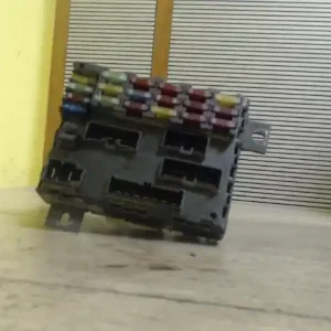 Újdonság ALFA ROMEO 156 97-03 Biztosítéktábla bcm bsi bsm sam gem modul utastér bontott alkatrész