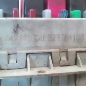 Szuper akció ALFA ROMEO GT Biztosítéktábla bcm bsi bsm sam gem modul1.9 diesel bontott alkatrész