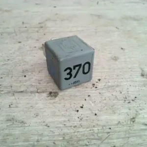 AUDI A4 01-04 Relé bontott alkatrész Bestseller