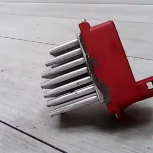 Olcsóbb AUDI A4 98-01 Fűtőmotor előtét ellenállás bontott alkatrész