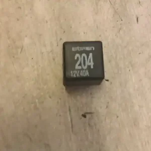 Exkluzív ajánlat AUDI A4 98-01 Relé 204 bontott alkatrész