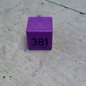 AUDI A6 2004.05 - 2008.09 Relé bontott alkatrész Vedd meg online