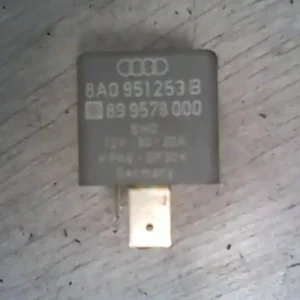 AUDI A6 94-97 Relé bontott alkatrész Legkelendőbb