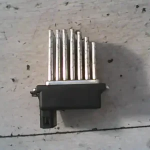 Legkelendőbb AUDI A6 97-04 Fűtőmotor előtét ellenállásbontott alkatrész