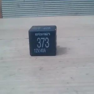 Ne maradj le AUDI A6 97-04 Relé 373 bontott alkatrész