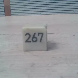 Korlátozott ajánlat AUDI A6 97-04 Relé 267 bontott alkatrész