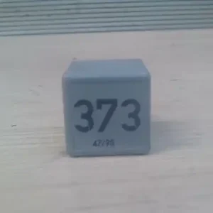 Azonnal elérhető AUDI A6 97-04 Relé 2.5tdi bontott alkatrész