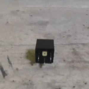 Vedd meg most AUDI A6 97-04 Relé bontott alkatrész