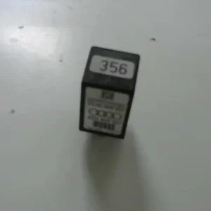 Olcsó AUDI A8 94.06-02.12 Relé bontott alkatrész