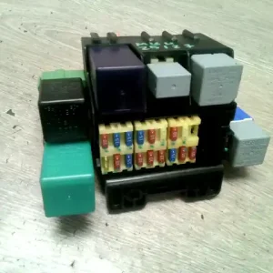 CHEVROLET KALOS Biztosítéktábla bcm bsi bsm sam gem modul1.2 b bontott alkatrész Népszerű