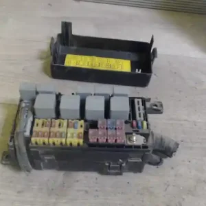 Legkelendőbb CHEVROLET KALOS Biztosítéktábla bcm bsi bsm sam gem modul motortér 1.2 i bontott alkatrész