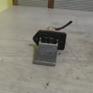 Biztonságos fizetés CHEVROLET NUBIRA 03-10 Fűtőmotor előtét ellenállás1.6 i bontott alkatrész