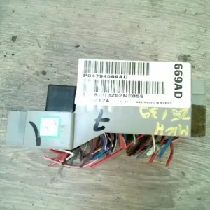 CHRYSLER PT CRUISER 99-06 Biztosítéktábla bcm bsi bsm sam gem modul1.6 b bontott alkatrész Kedvezményes ár