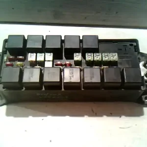 CHRYSLER VOYAGER 96-01 Biztosítéktábla bcm bsi bsm sam gem modul utastér 2.5 tdi bontott alkatrész Szezonális akció