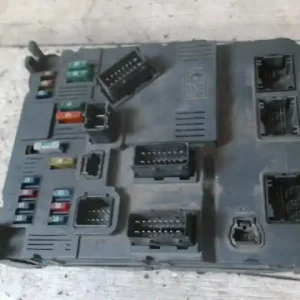 CITROEN BERLINGO 02-08 Biztosítéktábla bcm bsi bsm sam gem modul utastér 1.6d bontott alkatrész Szuper ajánlat