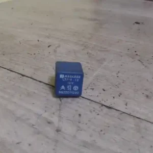 Ne maradj le CITROEN BERLINGO 96-02 Relé 2.0 d bontott alkatrész