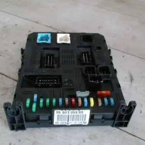 CITROEN C4 2004.11.01-2008.08.01 Biztosítéktábla bcm bsi bsm sam gem modul1.4 b bontott alkatrész Olcsóbb