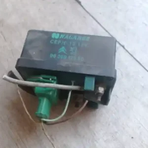 Gyors kiszállítás CITROEN C5 Izzítórelé 2.0d bontott alkatrész