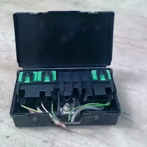 CITROEN C5 05- Biztosítéktábla bcm bsi bsm sam gem modul motortér bontott alkatrész Prémium