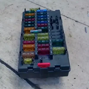 Szuper ajánlat CITROEN EVASION Biztosítéktábla bcm bsi bsm sam gem modul utastér bontott alkatrész