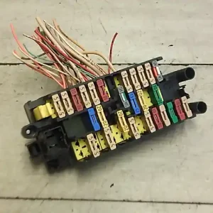 CITROEN XSARA 00.11-04.12 Biztosítéktábla bcm bsi bsm sam gem modul utastér 1.6ibontott alkatrész Expressz szállítás