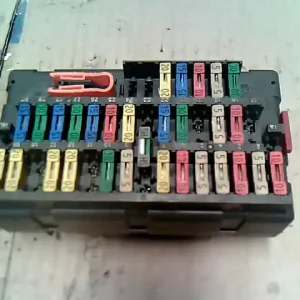 CITROEN XSARA 97.11-00.10 Biztosítéktábla bcm bsi bsm sam gem modulbontott alkatrész Nézd meg most