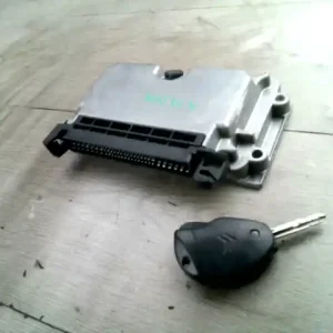CITROEN XSARA 97.11-00.10 Motorvezérlő egység ecu pcm modul + 1 kulcs bontott alkatrész Bestseller