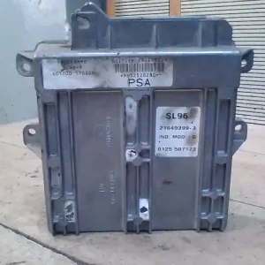 Outlet CITROEN XSARA 97.11-00.10 Motorvezérlő egység ecu pcm modul 1.4i bontott alkatrész